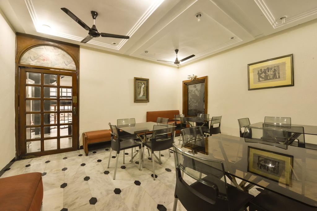 Fabexpress Camac Plaza Kolkata Exterior photo